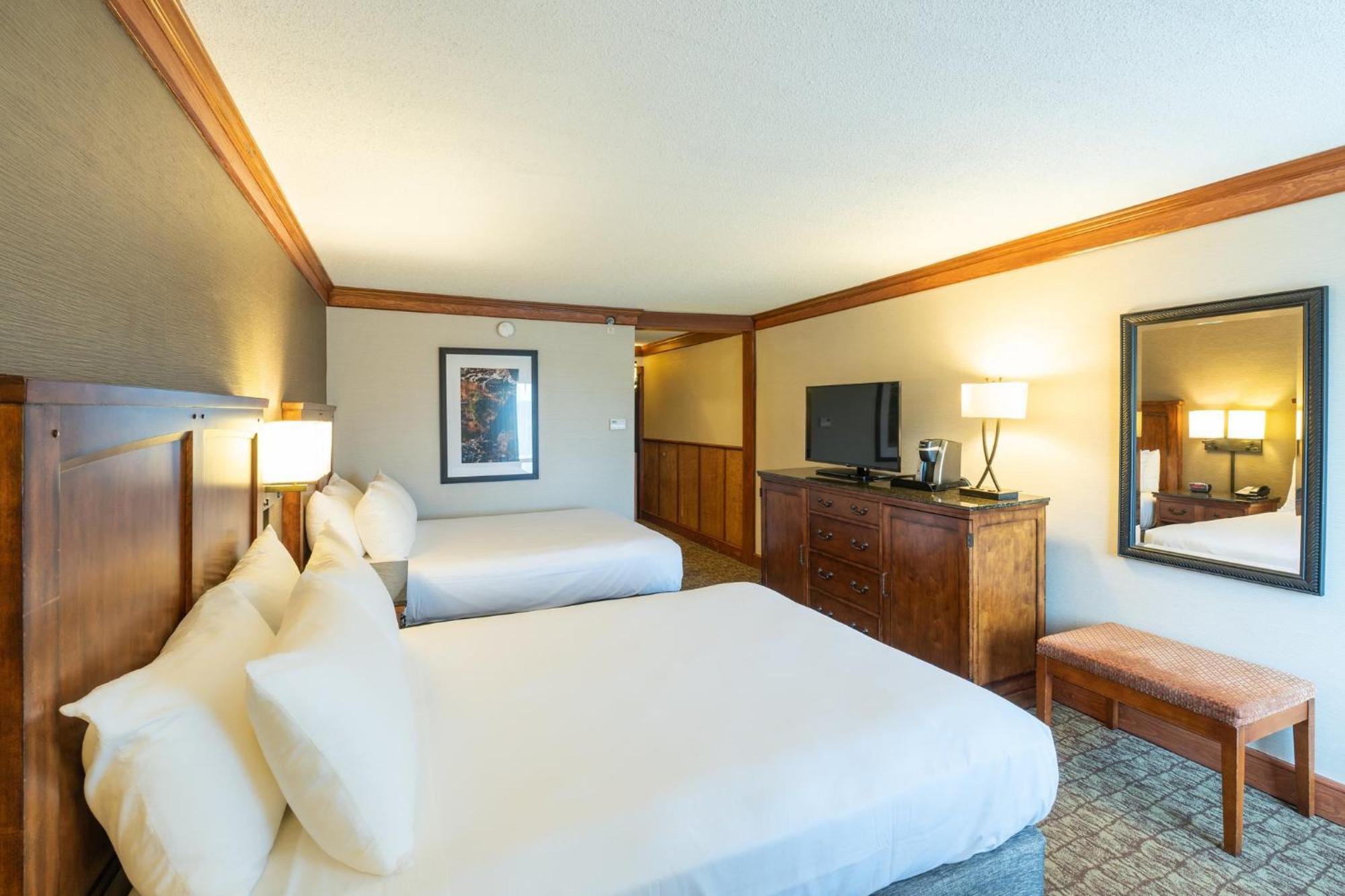Crowne Plaza Lake Placid By Ihg Kültér fotó