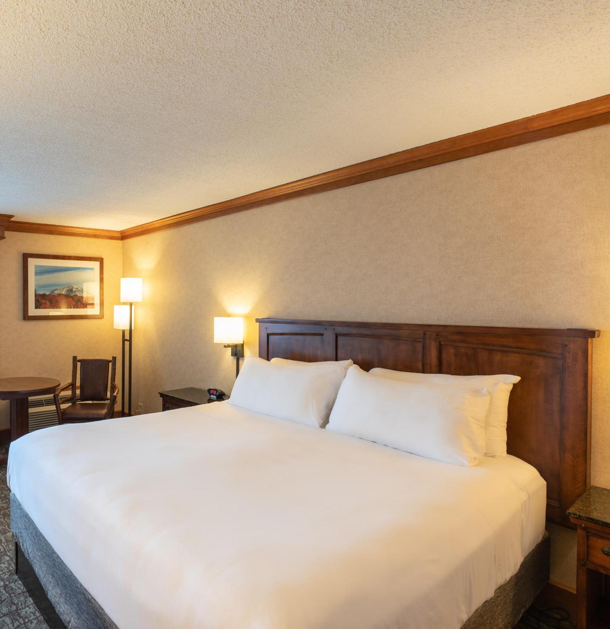 Crowne Plaza Lake Placid By Ihg Kültér fotó